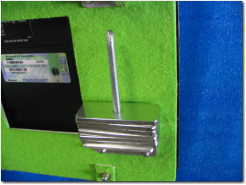 �i9�j�p�\�R���g���[�̗����Ɏ�t����E�F�C�g